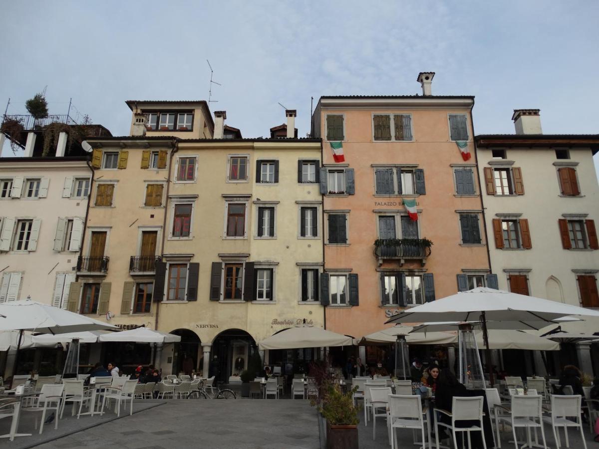 New Charme & Luxury - Sosa Residence In The Heart Of Udine Dış mekan fotoğraf